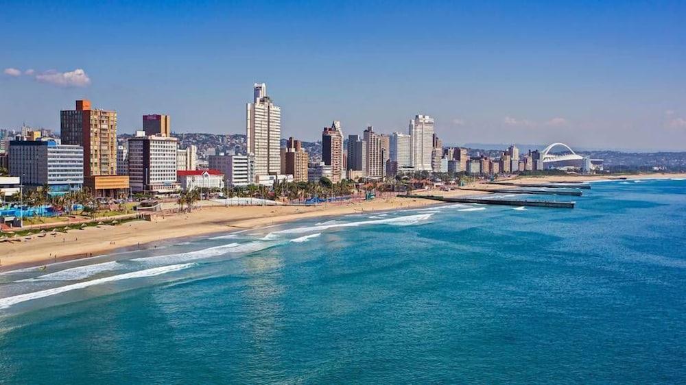 Pavilion Hotel Durban Exterior photo